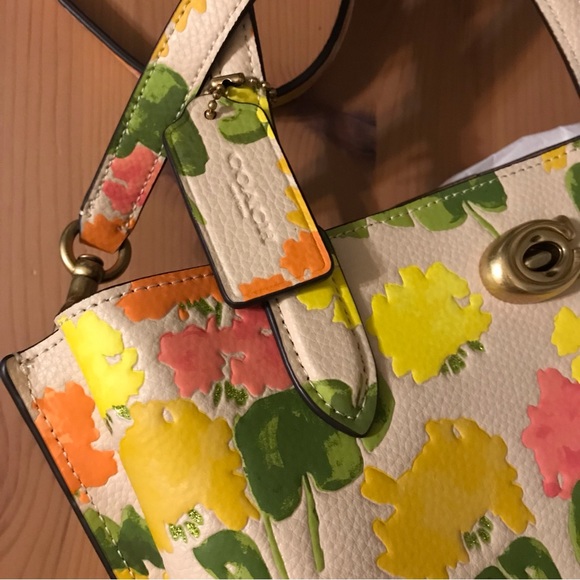 🌸🌿 Coach Willow Tote 24 With Floral Print - Picture 7 of 14